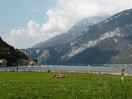 Valmadrera, détente au bord du lac.