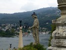 Le Jardin d'Isola Bella est planté d'agrumes, les statues représentent les saisons.