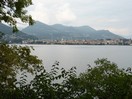 Vue sur Pallanza et Verbania depuis Isola Madre.