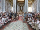 Chaque chapelle représente une scène de la vie de Saint François d’Assise.