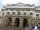 L'opéra a été construit en deux ans par l'architecte Giuseppe Piermarini après la destruction par le feu de l'ancien théâtre ducal en 1776. Il a été inauguré le 3 août 1778.