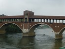 Le Pont couvert  également nommé Ponte Vecchio, « Pont vieux » est un pont en arc couvert au-dessus du Tessin à Pavie.