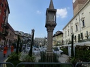 La piazza delle Erbe est la plus ancienne place de Vérone. Elle est située à l'emplacement de l'ancien forum romain. Aujourd'hui devenu  une place de marché ou parfois de réception.