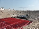 L'amphithéâtre s’est révélé avoir une excellente acoustique, de nos jours il accueille tous les étés le Festival International d'Art Lyrique de Vérone. Aujourd'hui les gradins peuvent accueillir 22 000 spectateurs.