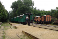 Les voitures du « Petit Train de Palavas » rendu immortalisé par Albert Dubout.