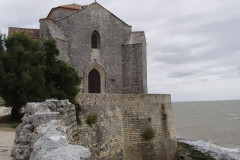 Talmont-sur-Gironde, l'église romane Sainte-Radegonde