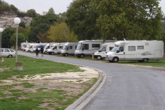 L'aire  camping-cars à Mortagne-sur Gironde