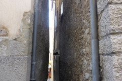 Castellane, ruelle très etroite