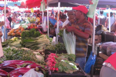 Le marché forain de Saint-Paul