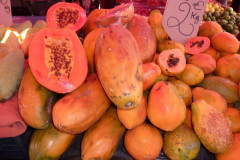 Le marché forain de Saint-Paul